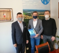 Galeria zdjęć - podpisanie umów