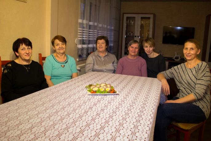 Jajka w mielonym z sosem tatarskim