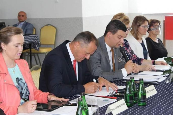 Wójt z jednogłośnym wotum zaufania i absolutorium