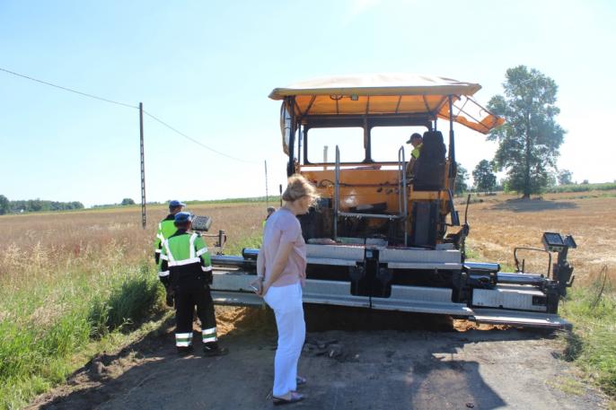 Rozpoczęły się prace na drogach
