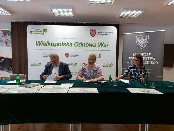 podpisanie umów